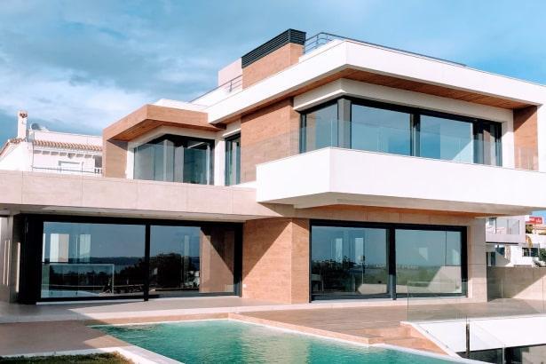 Dubai Marina Retail Space